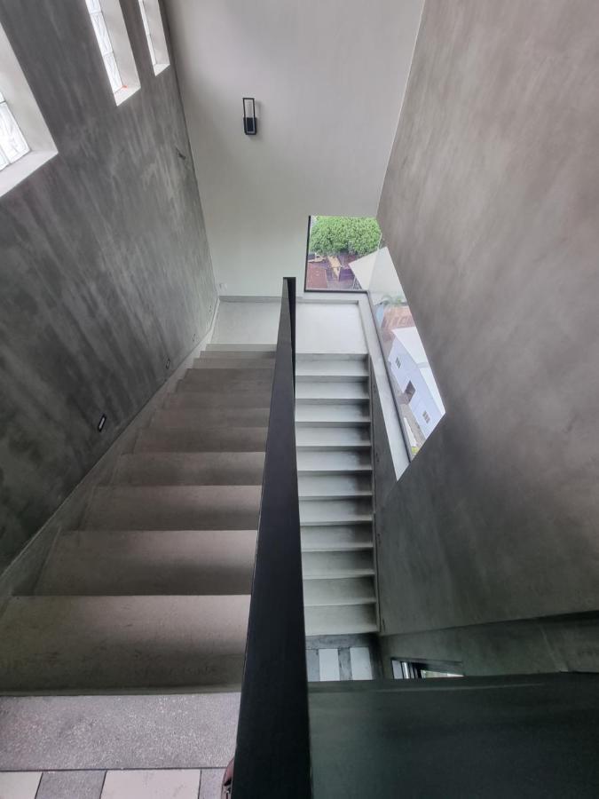 Vaux Park Street Hotel - A Collection Of 8 Luxury Lofts * Colombo