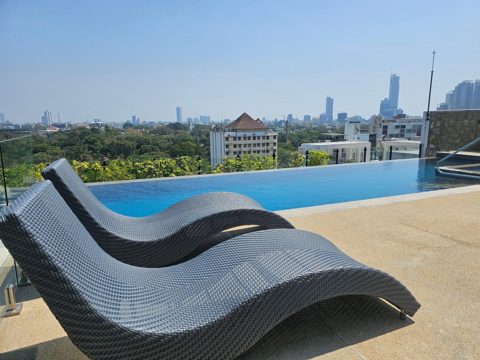 Vaux Park Street Hotel - A Collection Of 8 Luxury Lofts Aparthotel *