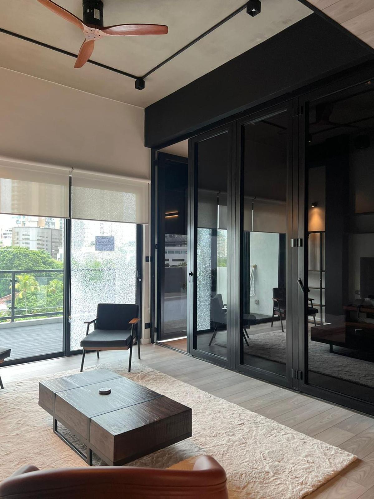 Vaux Park Street Hotel - A Collection Of 8 Luxury Lofts Aparthotel *